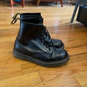 Dr. Martens 1460 leather lace up boots